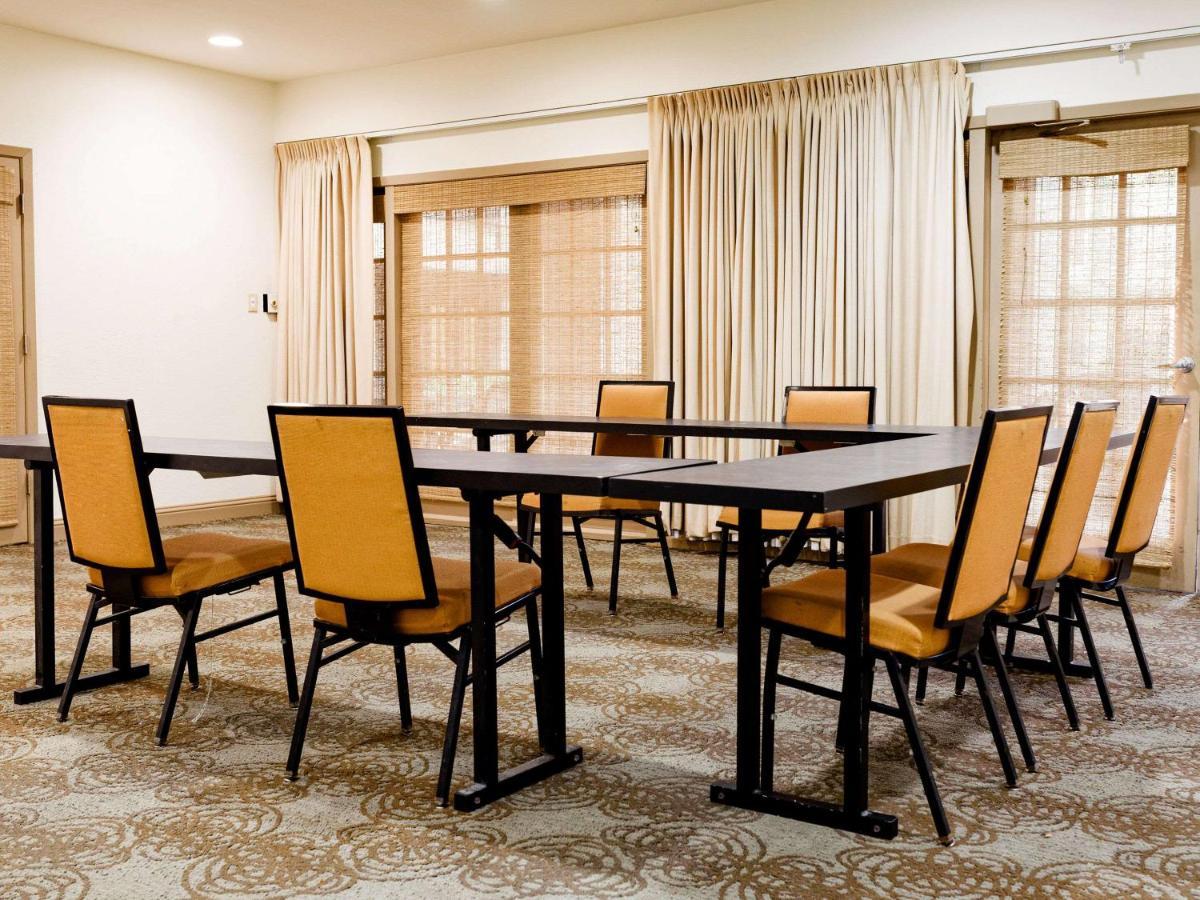 Comfort Suites Baton Rouge South I-10 Inniswold Exteriör bild