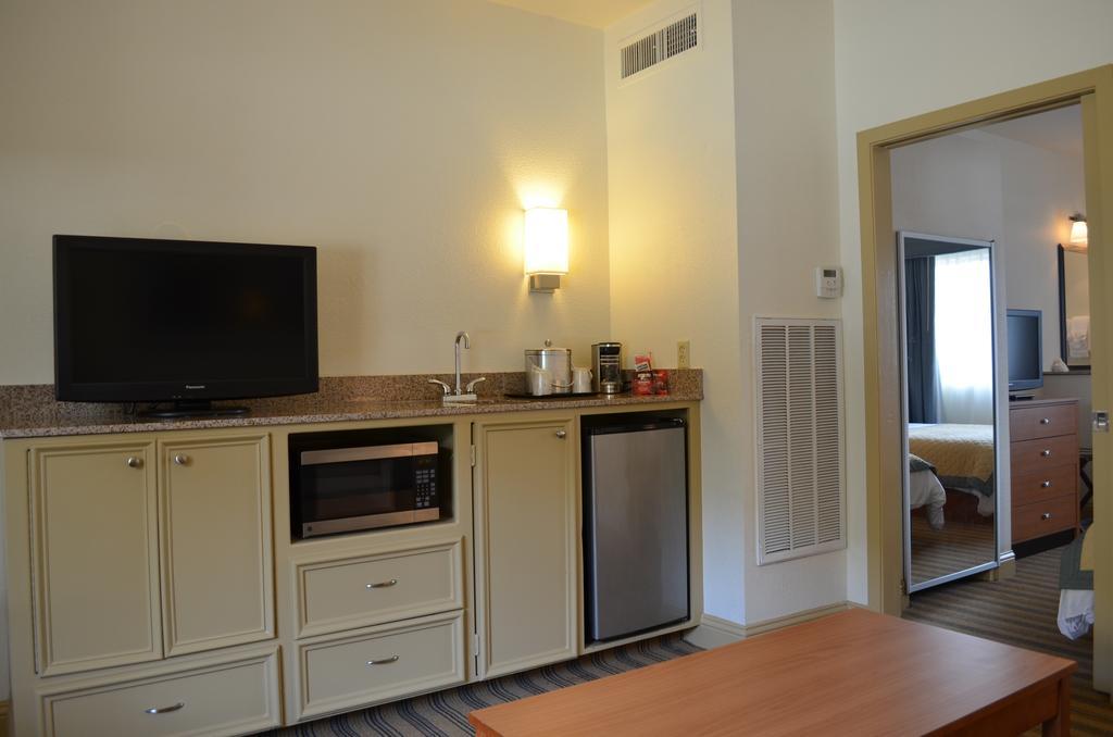 Comfort Suites Baton Rouge South I-10 Inniswold Exteriör bild